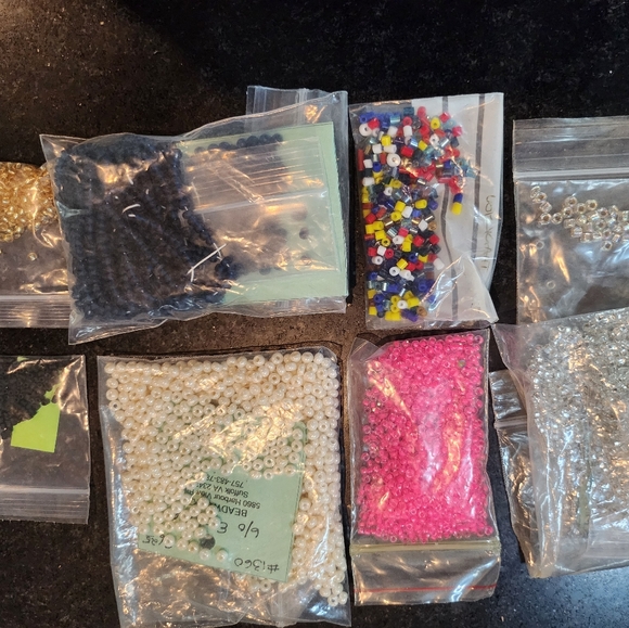 Assorted Seed Beads in Multiple Colors - Picture 11 of 15